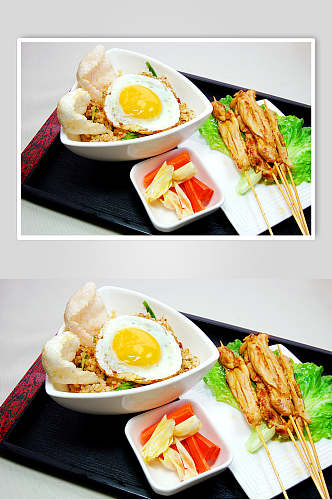 印尼炒饭配沙爹鸡肉串食品高清图片