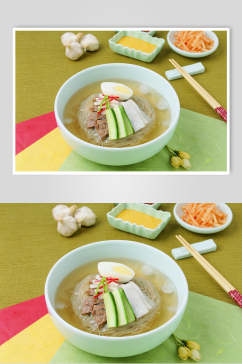 清新美味朝鲜冷面美食图片
