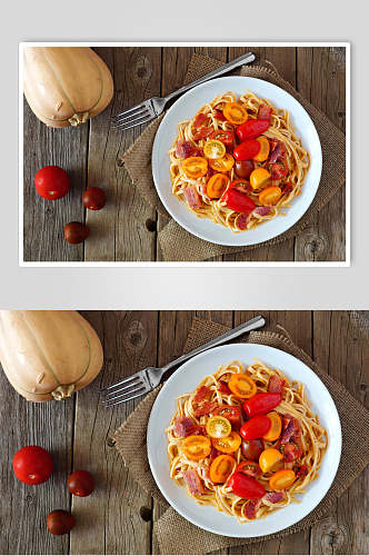 西红柿炒面西餐美食摄影图