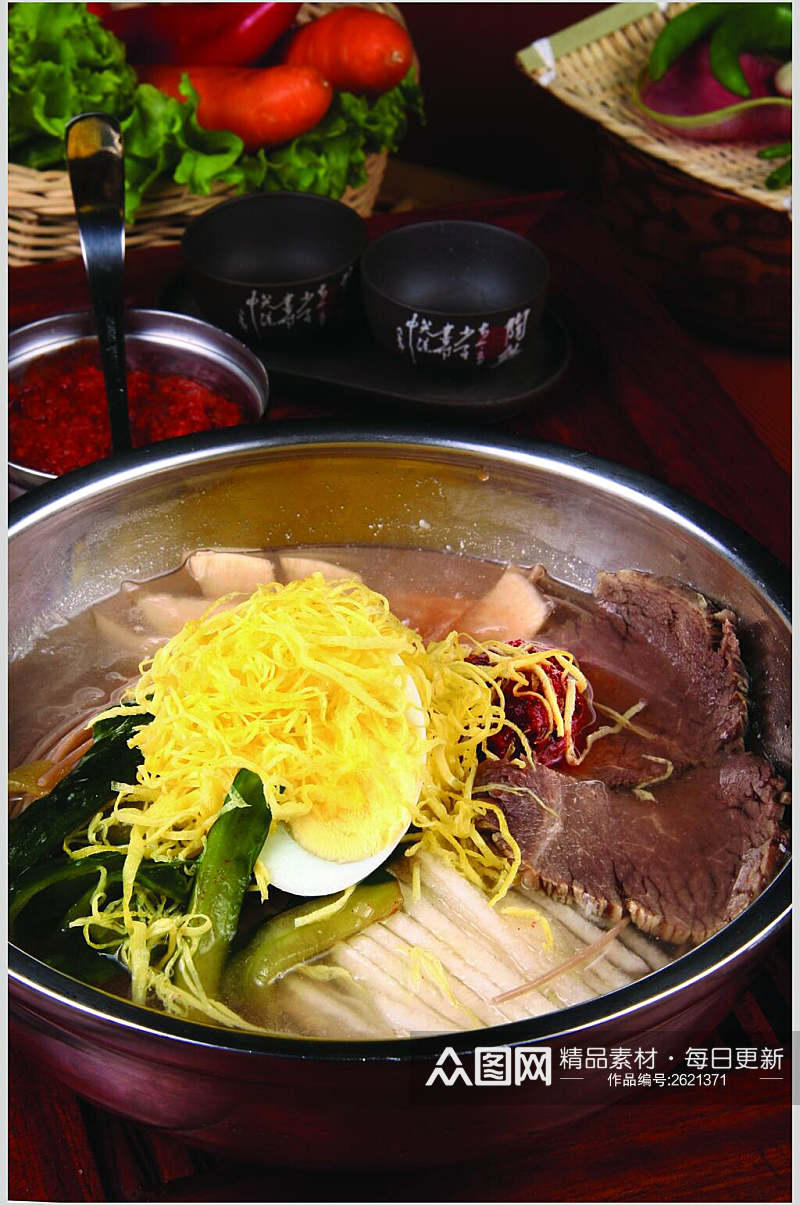营养健康朝鲜冷面美食图片素材