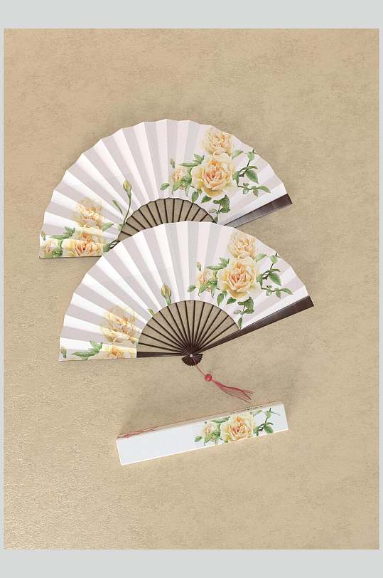 中国风菊花扇子圆扇样机-众图网