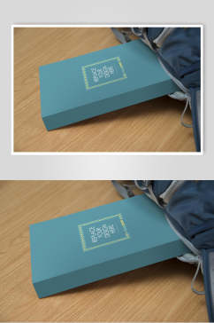 蓝色英文书籍封面设计样机