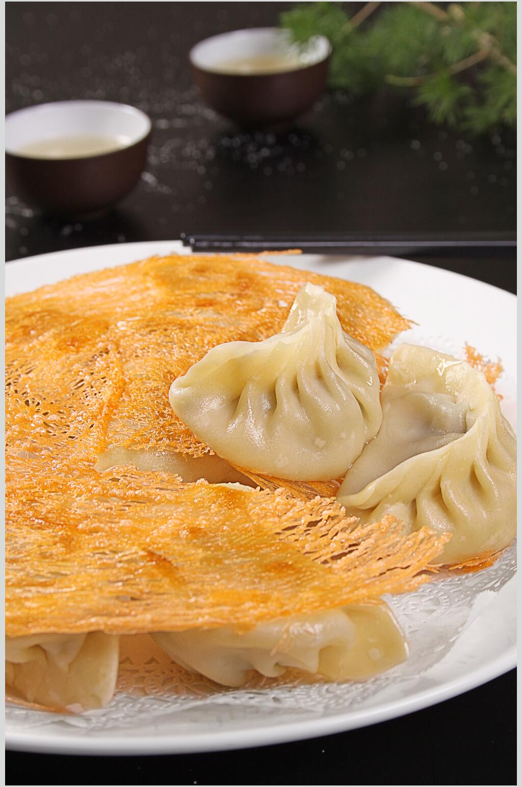 金黄美味小吃生煎锅贴食物图片素材