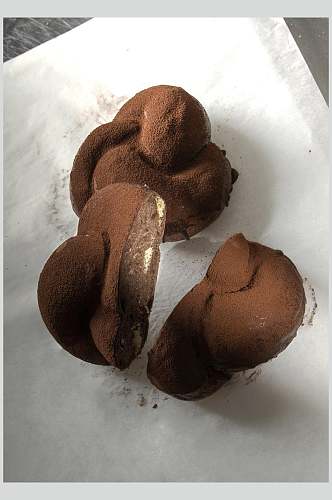 招牌美味巧克力面包素材图片