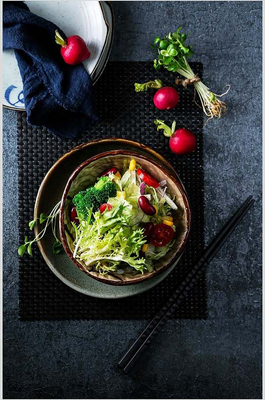 日式料理美食蔬菜沙拉图片