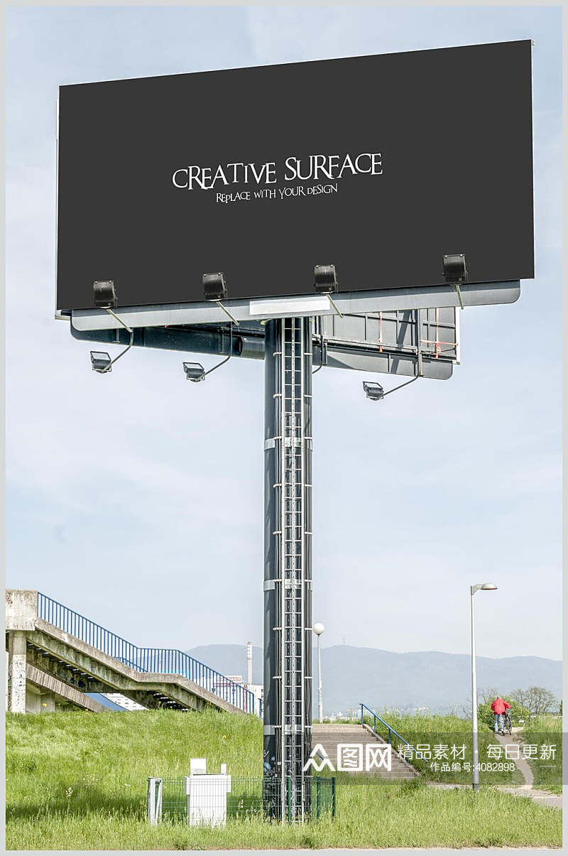 广告设计通用户外巨型广告牌展示样机素材
