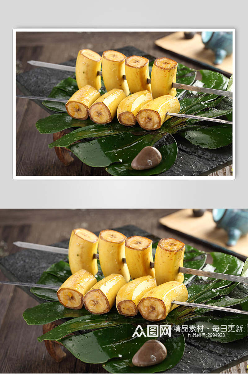 新鲜宝剑大串香蕉摄影图素材