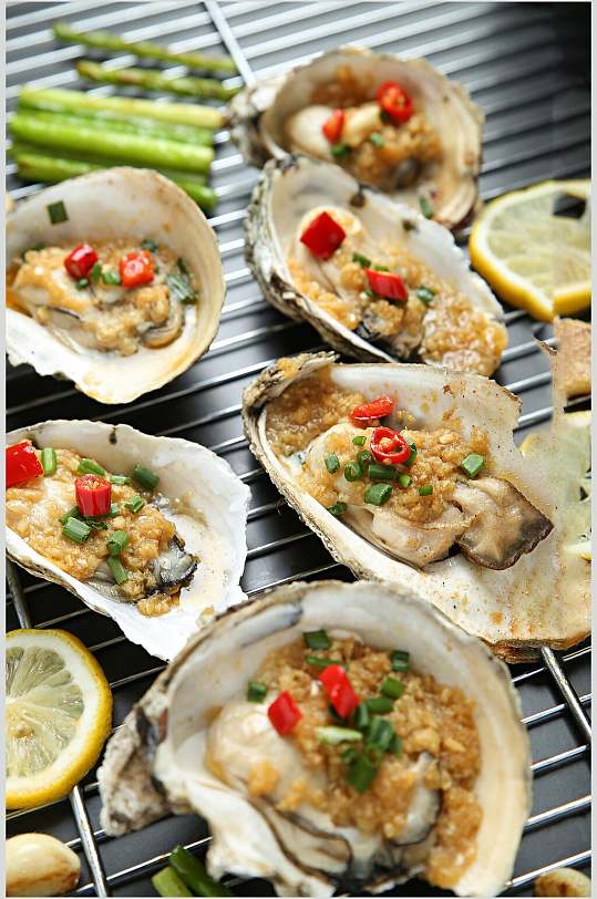 特色餐饮食物烤生蚝摄影图