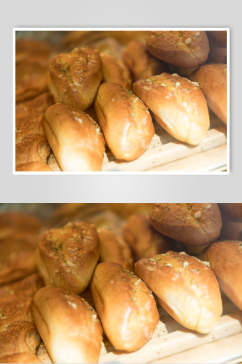 新鲜出炉烘焙面包食品摄影图片
