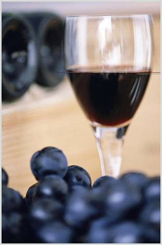 葡萄酒酒杯摄影图