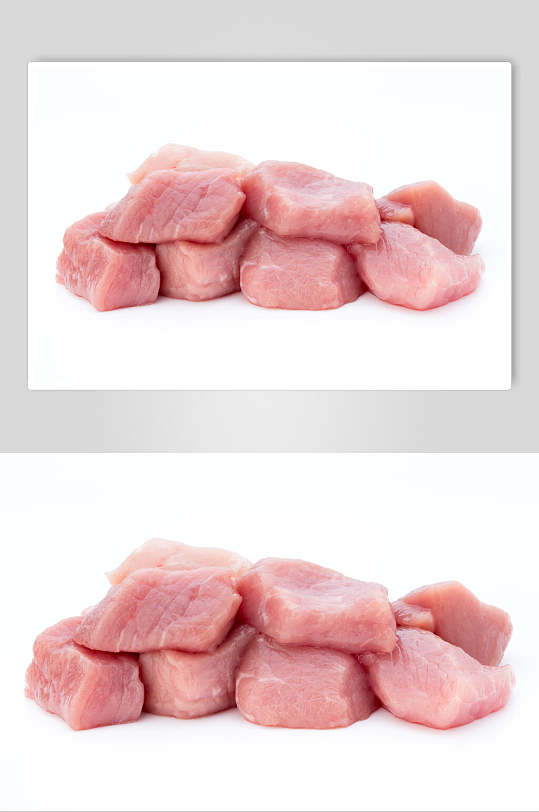 白底肉粒猪肉餐饮高清图片