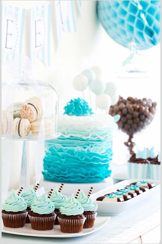 蓝色生日蛋糕食物图片