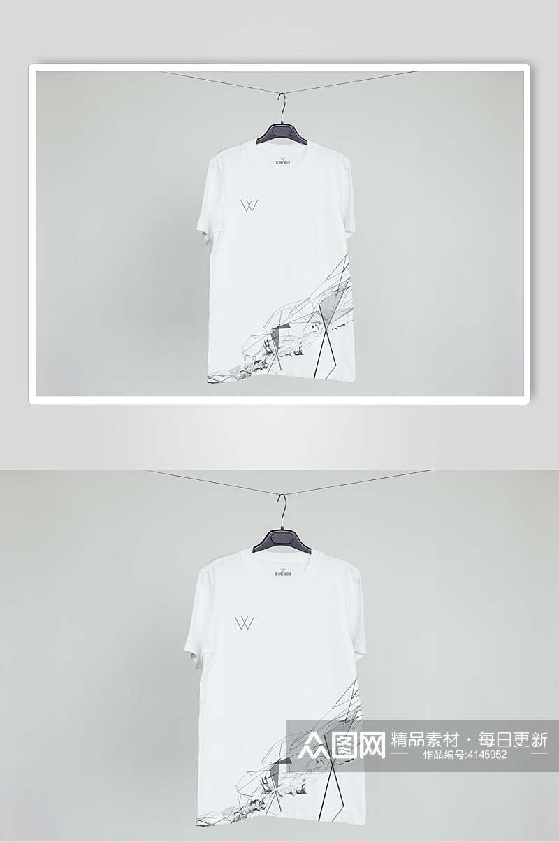 衣服白白色简约品牌VI设计展示样机素材