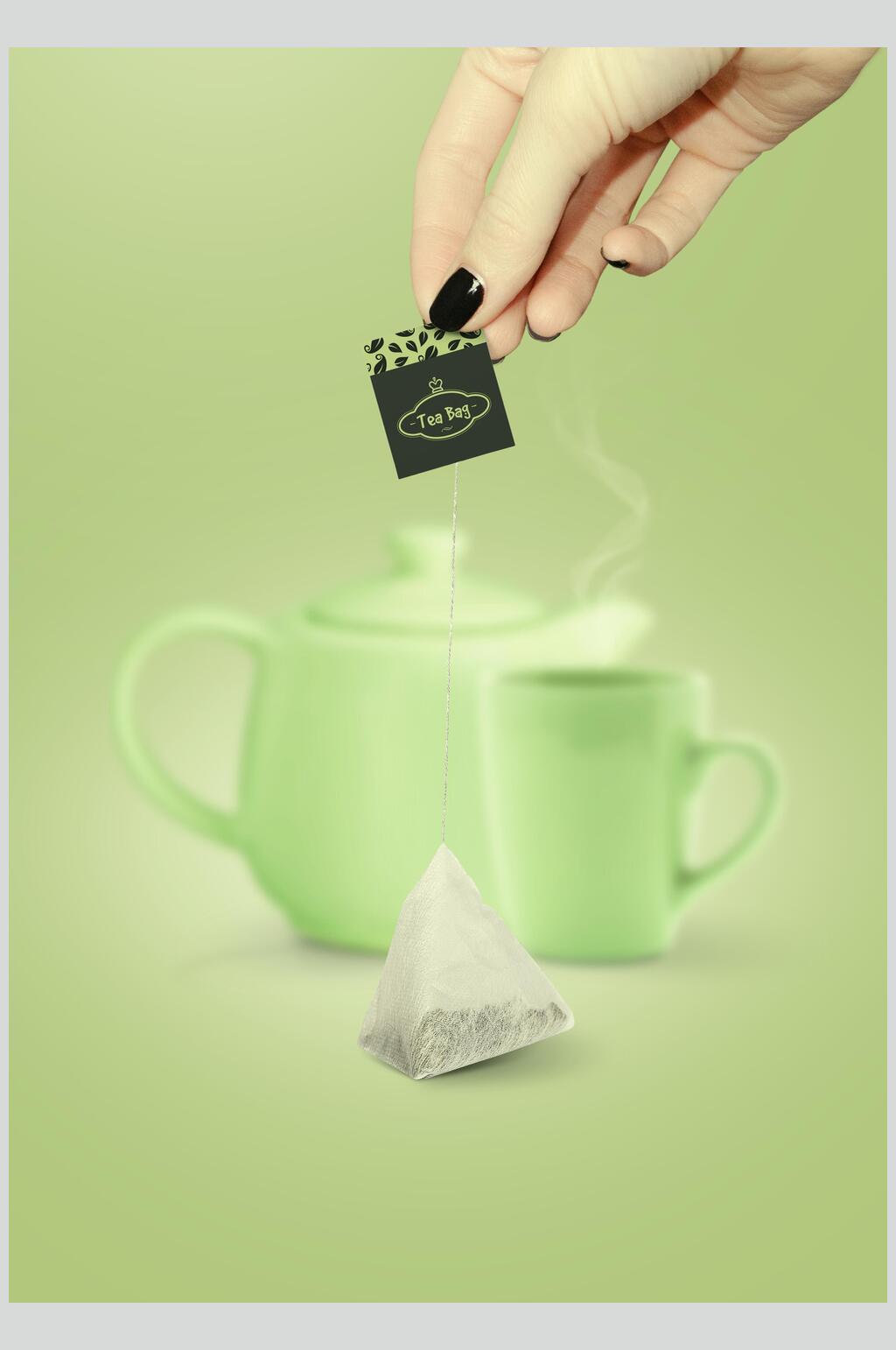 手掌绿色清新高端创意茶叶罐样机素材