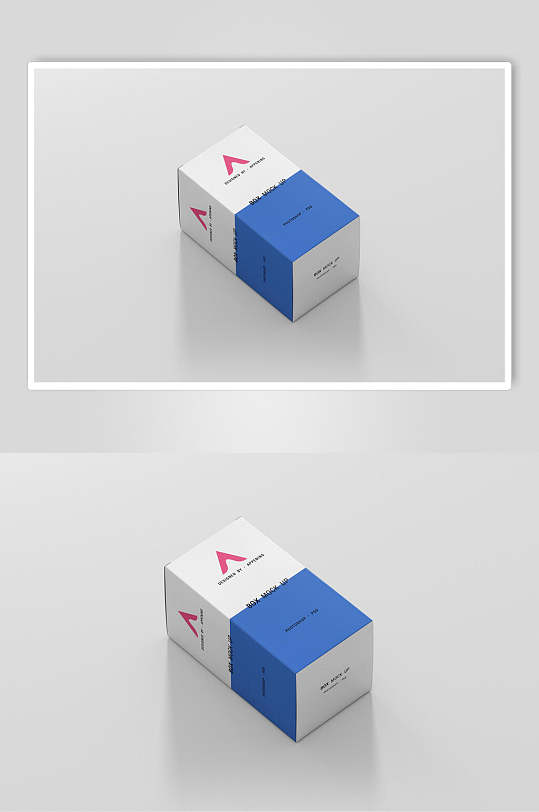 方形蓝白色产品包装和设计展示样机