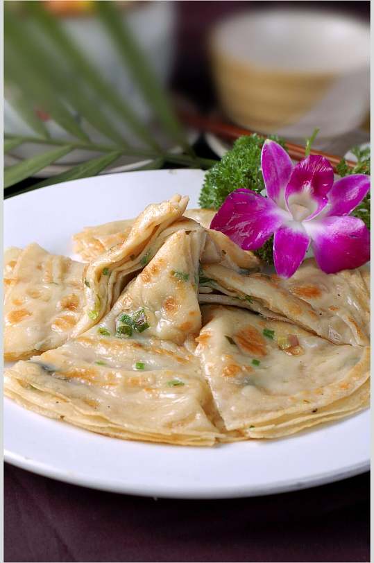 小吃锅贴咸味美食摄影图片