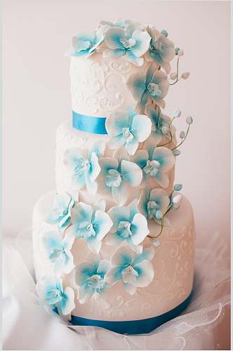 蓝色花叠层蛋糕图片