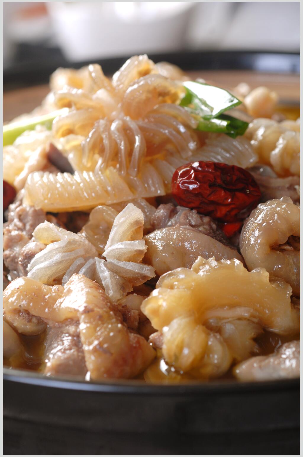 牛鞭炖鸡家常菜品图片素材