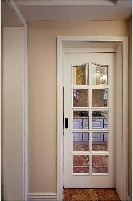 美式三居室白色格子门设计图片