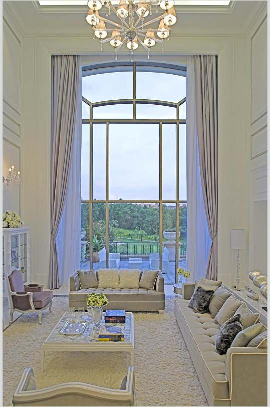 欧式别墅整体落地窗图片