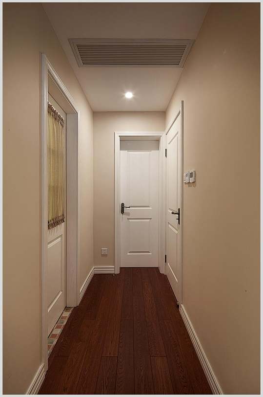 美式三居室过道白色房门设计图片