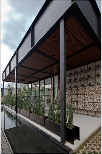 绿植别院格子置物架北欧风格室内图片