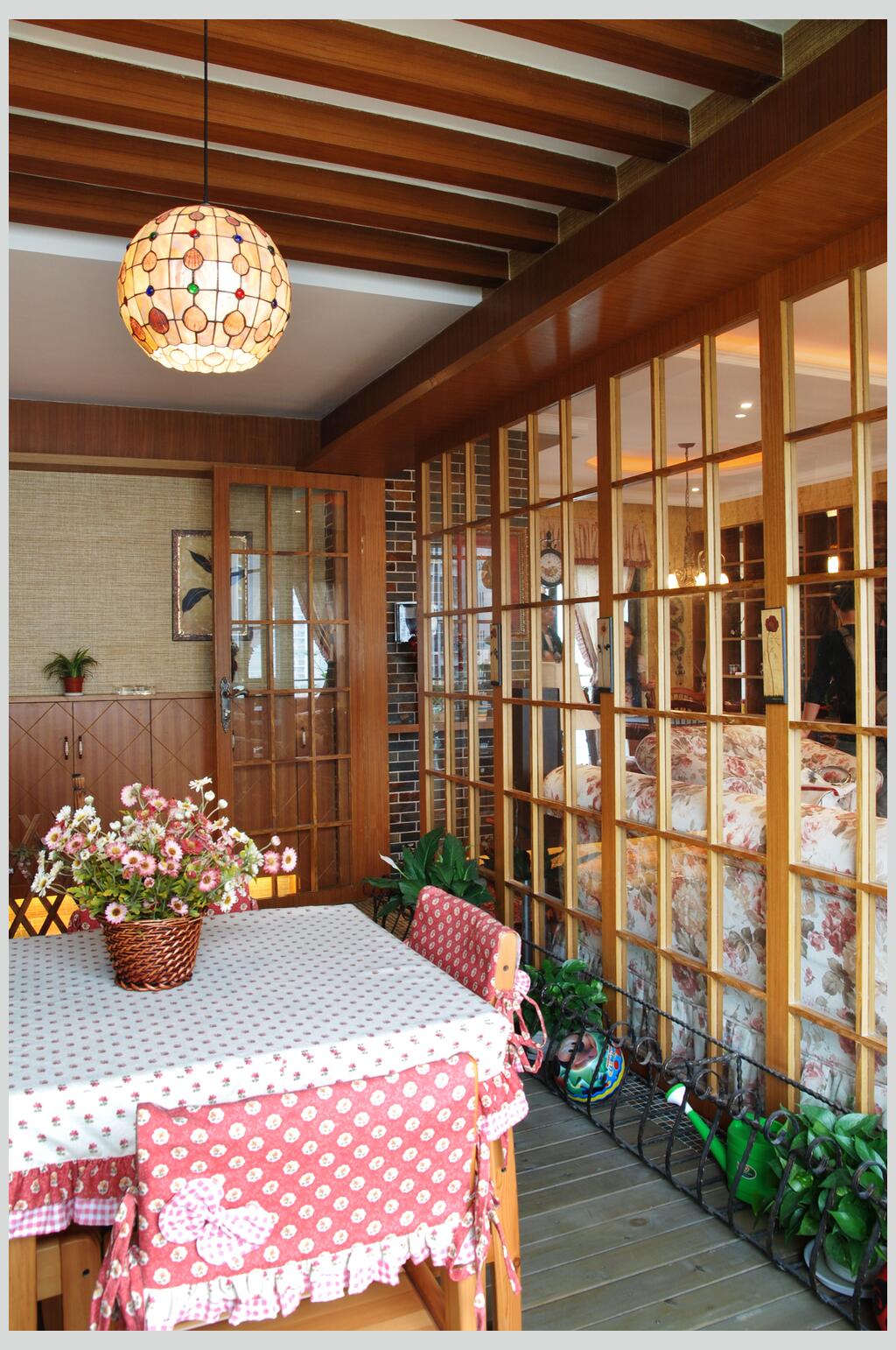 圆形吊灯植物地中海田园风家装图片素材