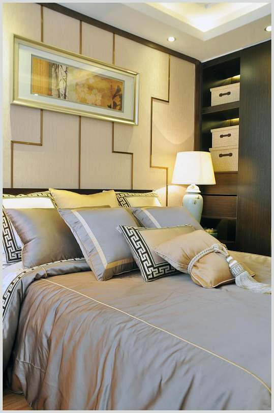 复古优雅文艺床单灯新中式室内图片