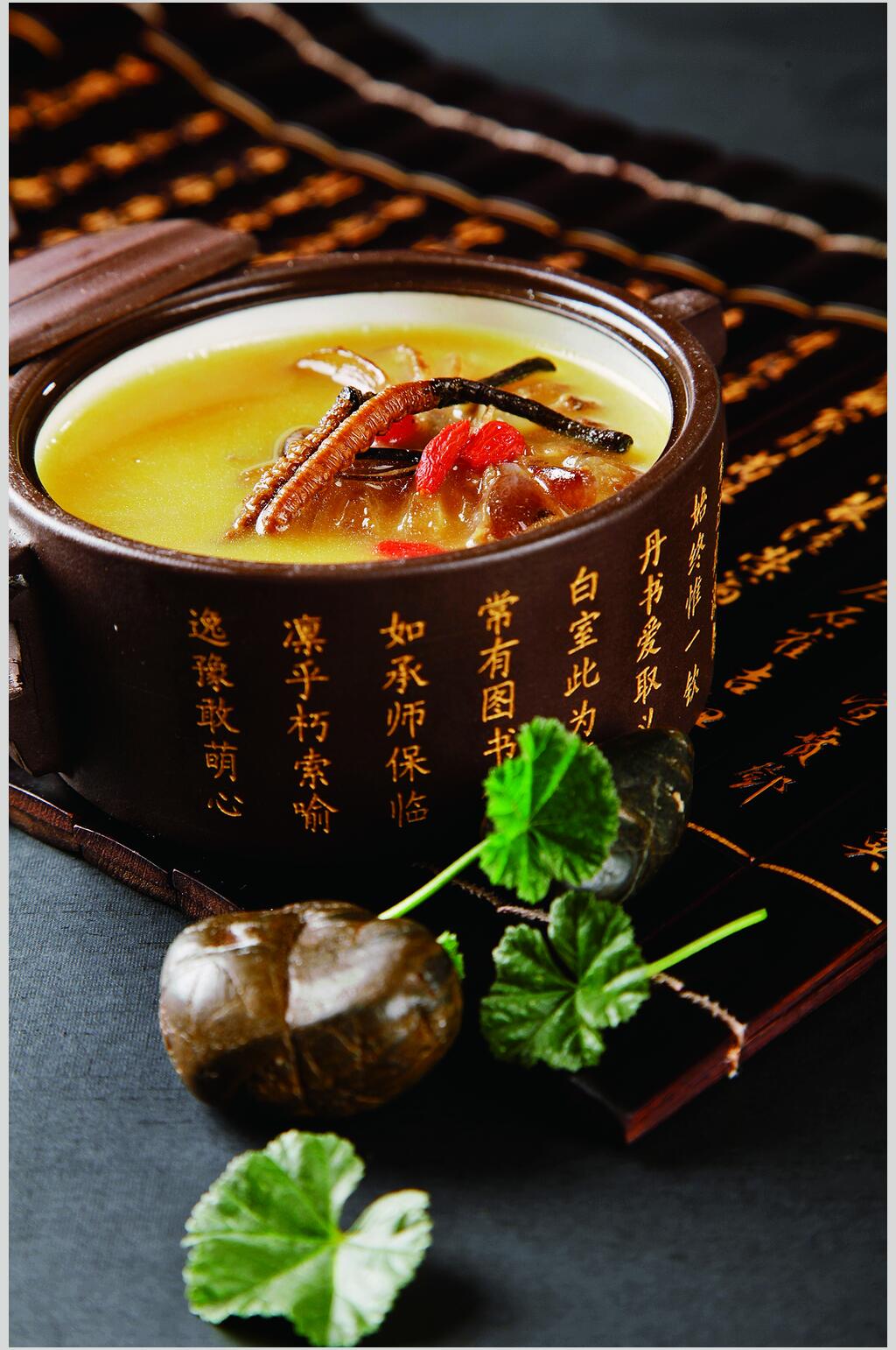 滋补鹿宝汤图片素材