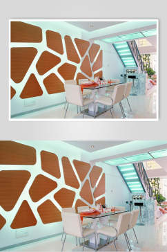 创意形状墙壁玻璃餐桌餐厅装修图片