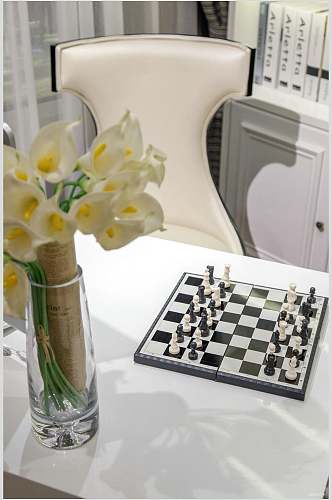 花朵国际象棋凳子欧式三居图片