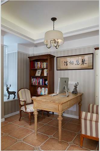 高端个性桌椅书架复古装修设计图片