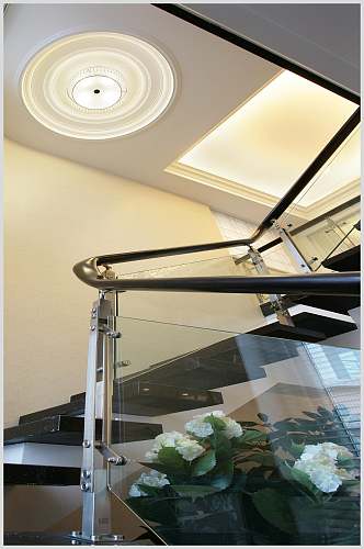 楼梯个性高端花复式跃层室内设计图片