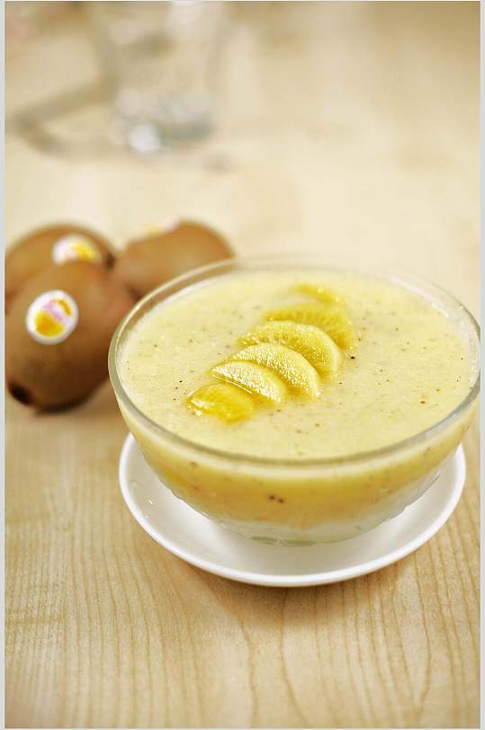 酸奶香蕉水果捞图片