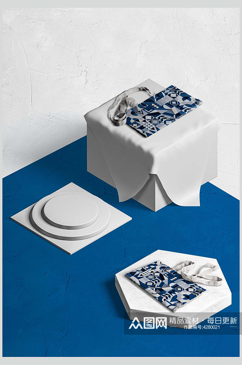 多边形立体方盒蓝办公用品样机素材