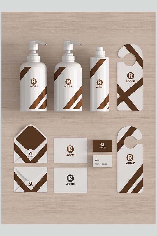 信封英文字母棕酒店用品vi样机