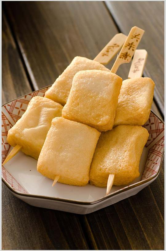 竹签鱼豆腐关东煮图片