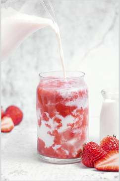 草莓奶昔精致果汁奶茶摄影图片