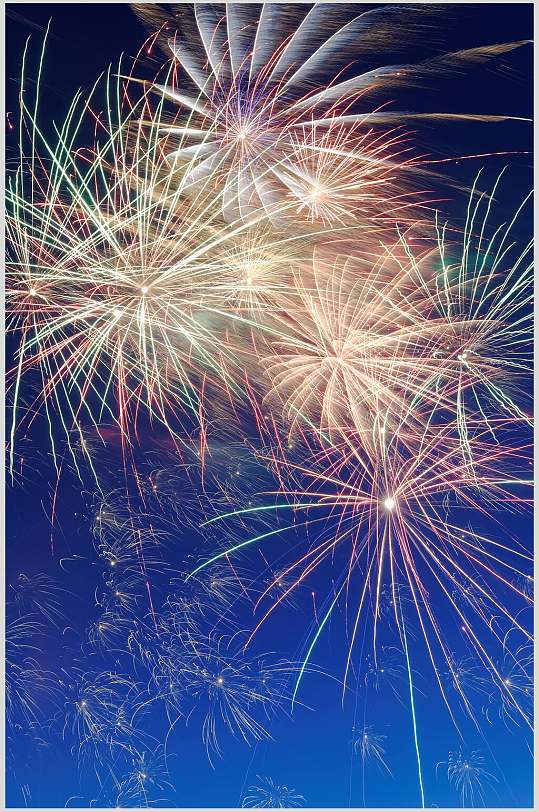 红绿金三色浪漫烟花雨摄影图片