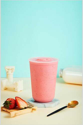 粉红草莓冰沙清新奶茶果汁图片