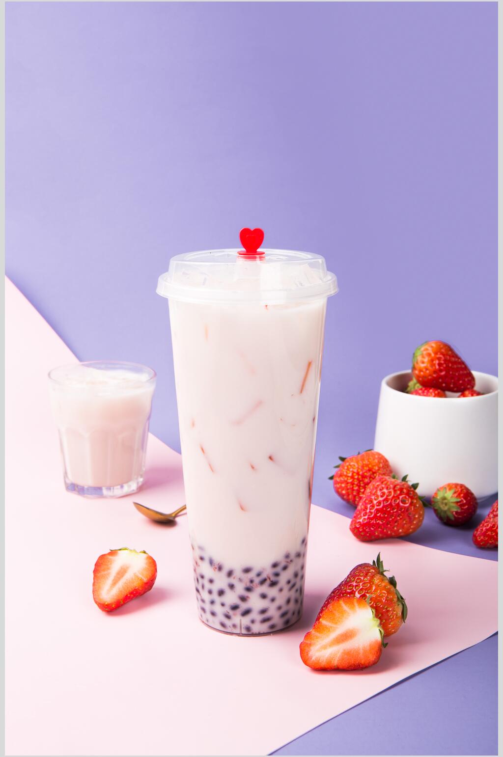 草莓玻璃杯珍珠清新奶茶果汁图片素材