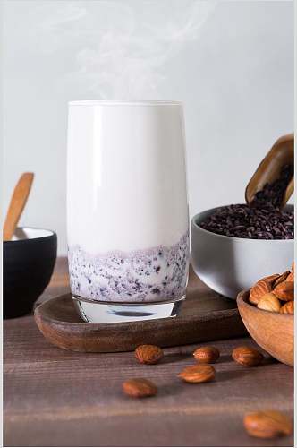 紫米坚果清新奶茶果汁图片