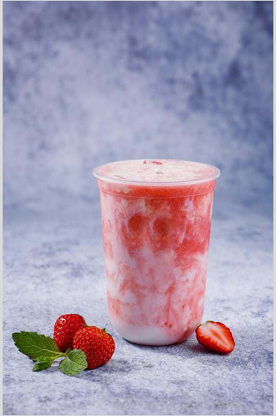 草莓奶昔奶茶图片