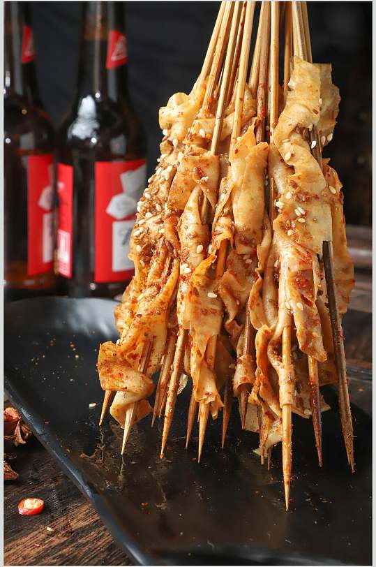 烤香辣鸭肠烤串图片