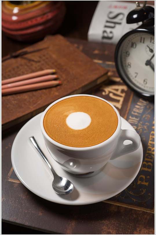 典雅大气时钟勺子咖啡图片