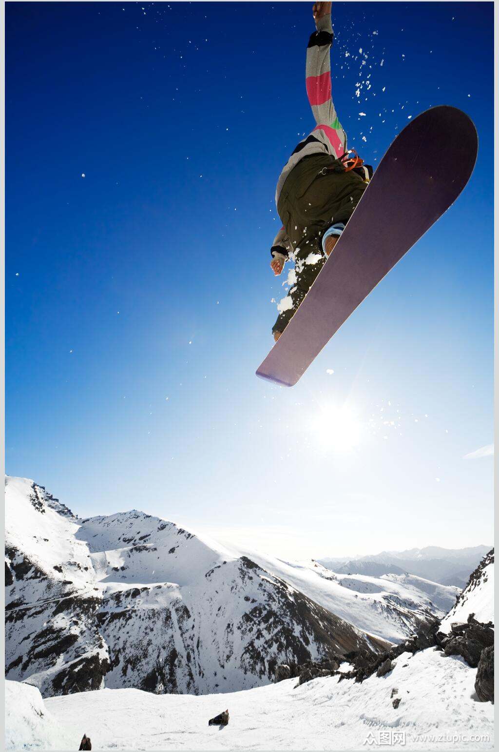 极限实景滑雪图片素材