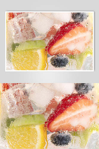 草莓冰镇水果图片