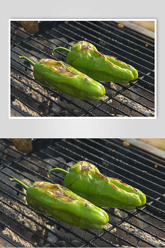 烤青椒两个烧烤美食高清图片