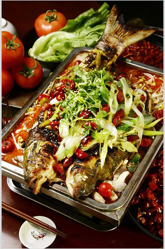 蔬菜麻辣鱼美味烤鱼图片