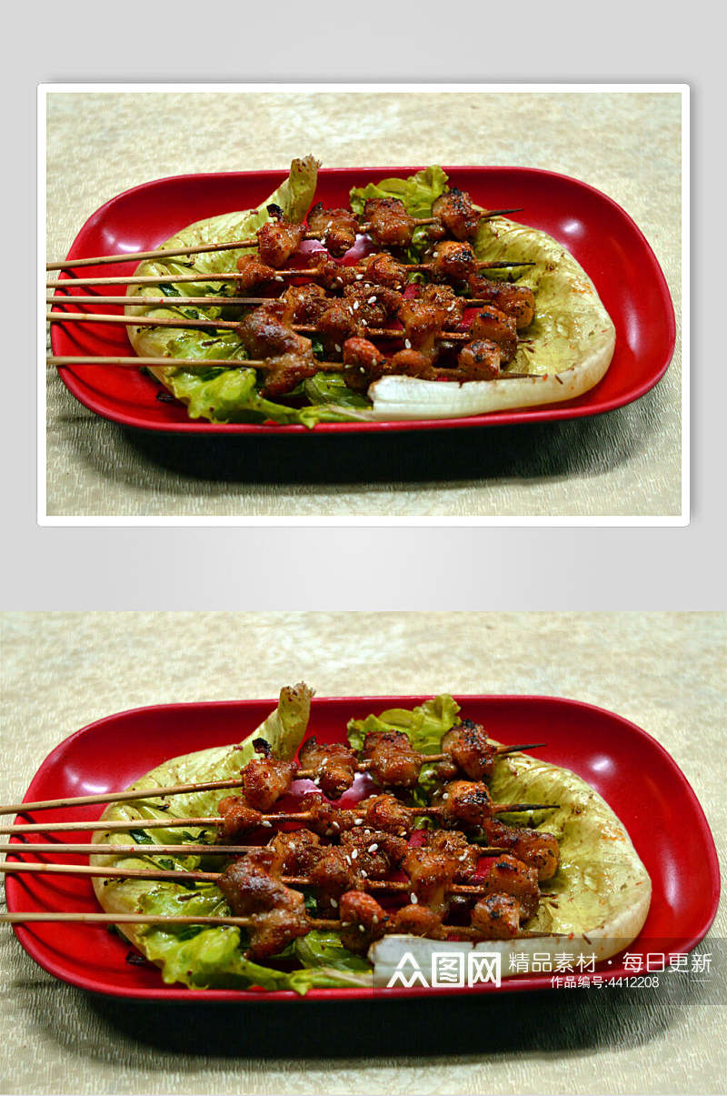 红色盘子生菜烤羊肉串烧烤串串图片素材